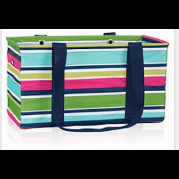 Thirty one totes - Picture 8 of 11